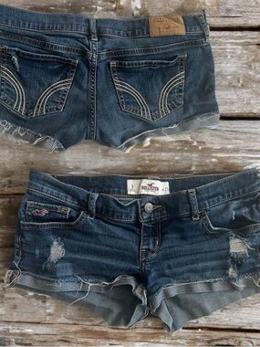 VTG Y2K Hollister Women's Dark Blue Distressed Denim Cutoff Shorts Size 5